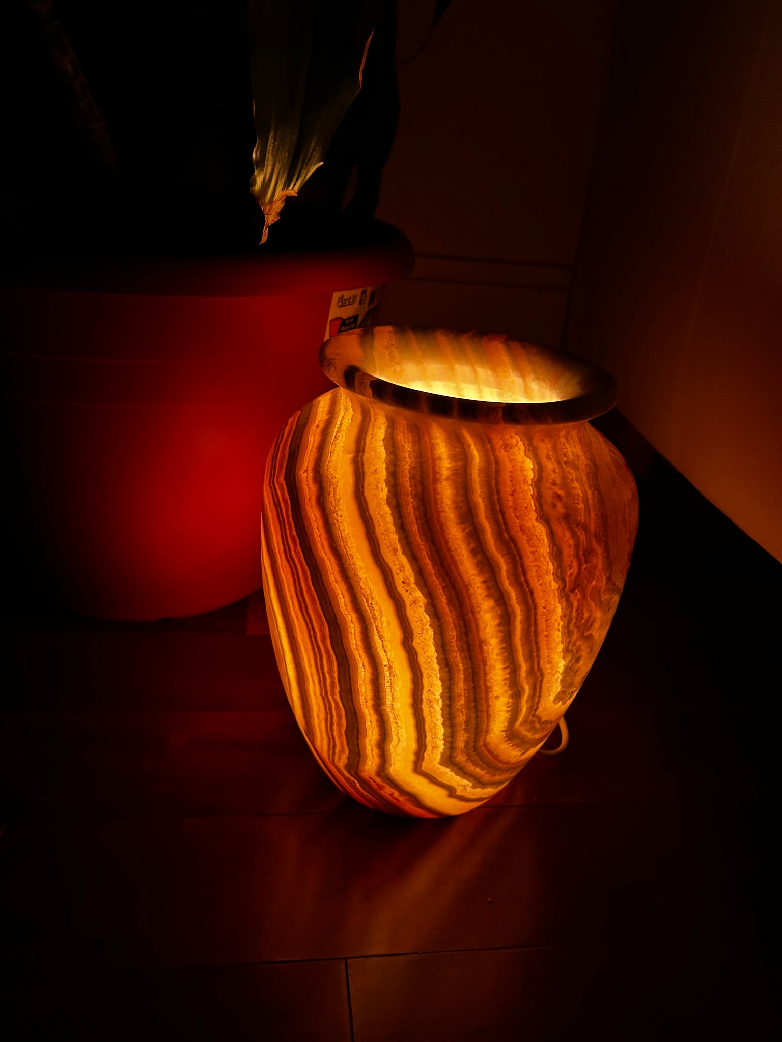 Stunning Natural Alabaster Handmade table lamp Style 3