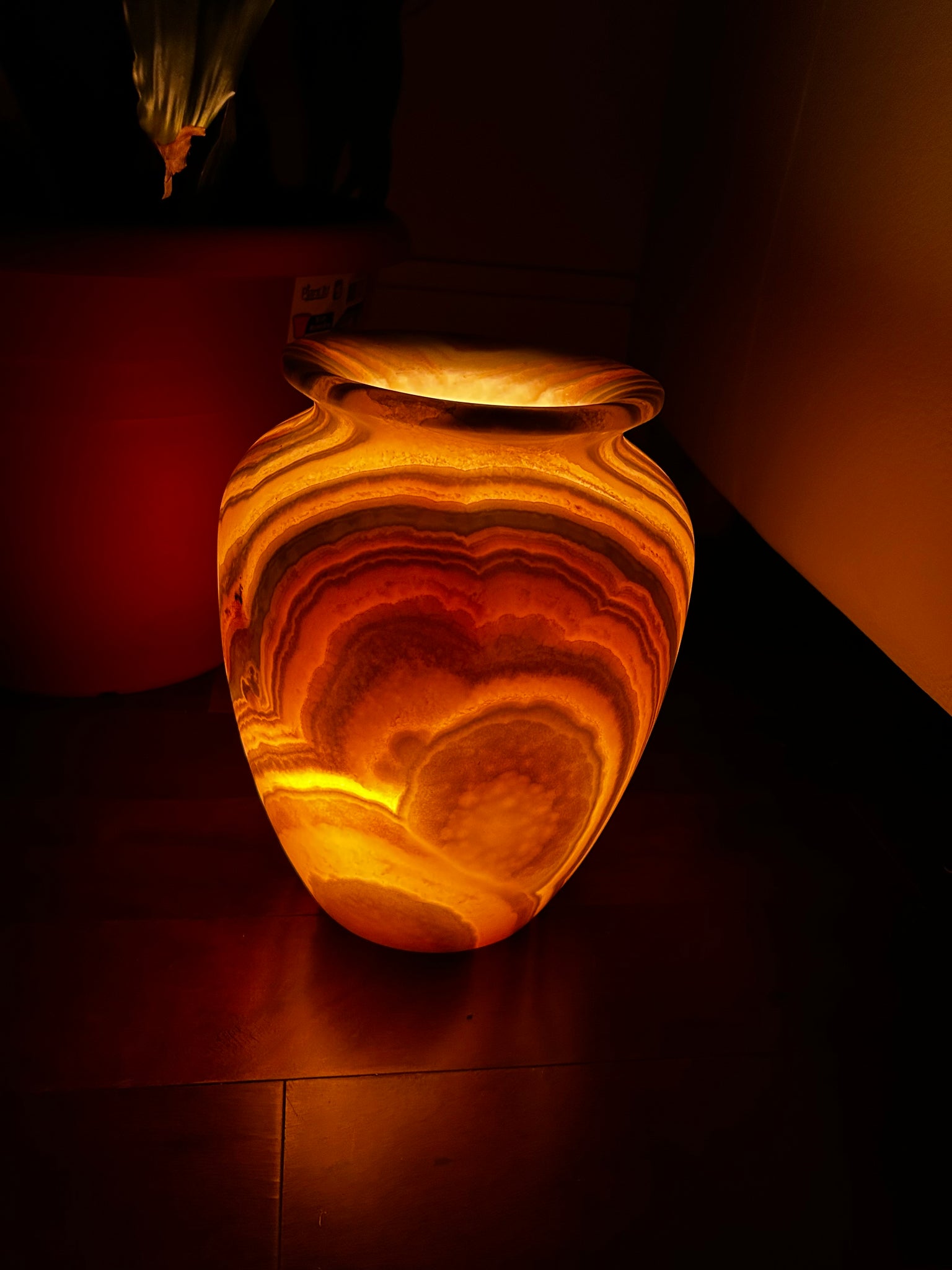 Stunning Natural Alabaster Handmade table lamp Style 3