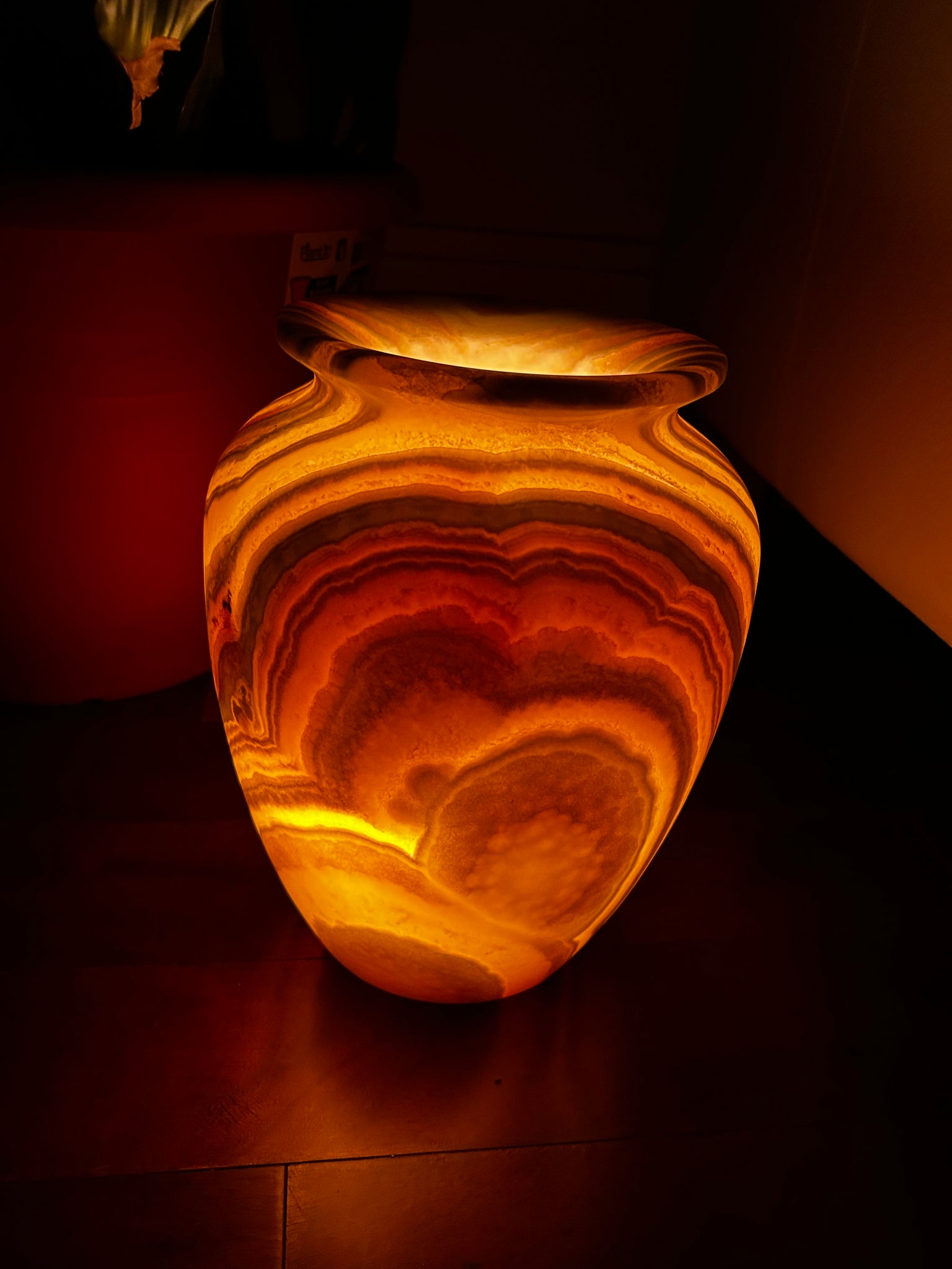 Stunning Natural Alabaster Handmade table lamp Style 3