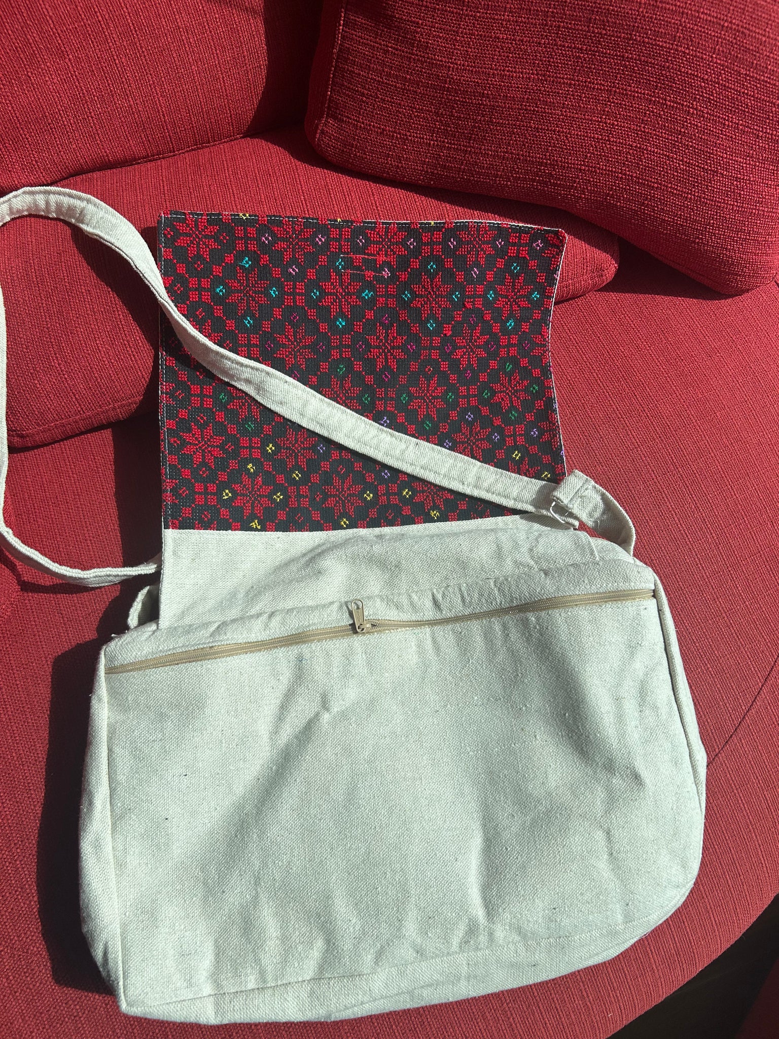 Handmade crossbody for laptop